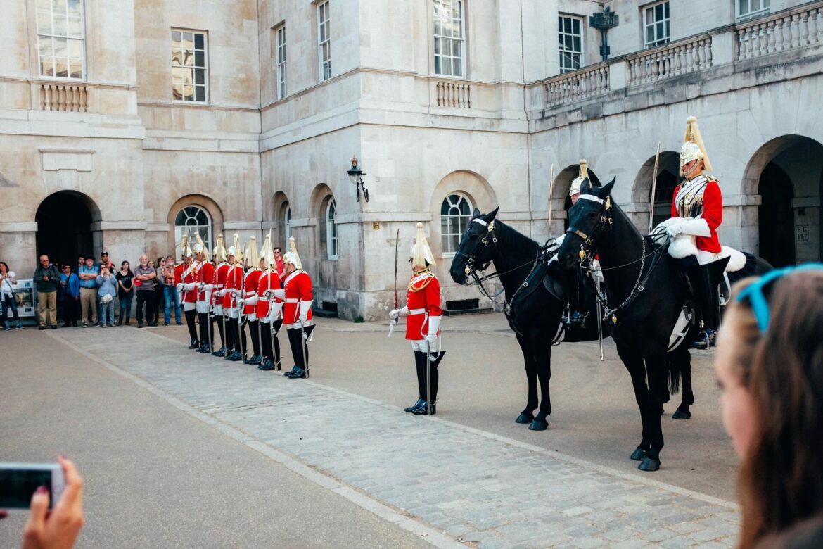 Cambio della Guardia a Buckingham Palace